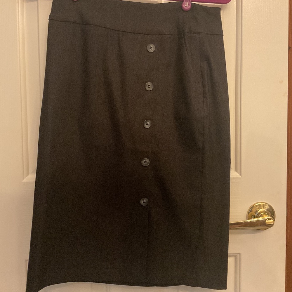 Tribal Pencil Skirt -Gray. New, never worn. 6P